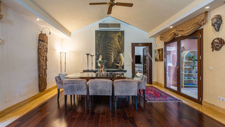 Exceptional villa located in the prestigious area, Los Verdiales.