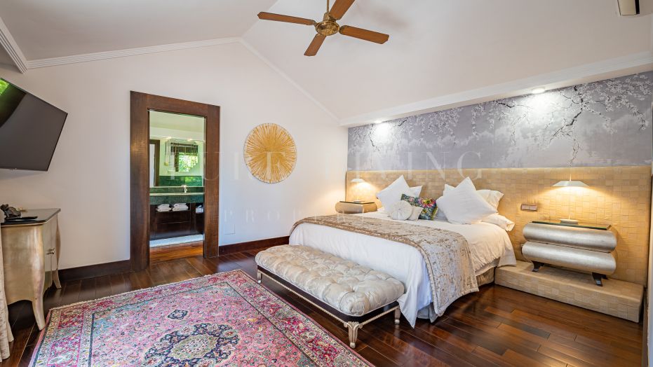 Uitzonderlijke villa gelegen in de prestigieuze wijk Los Verdiales.