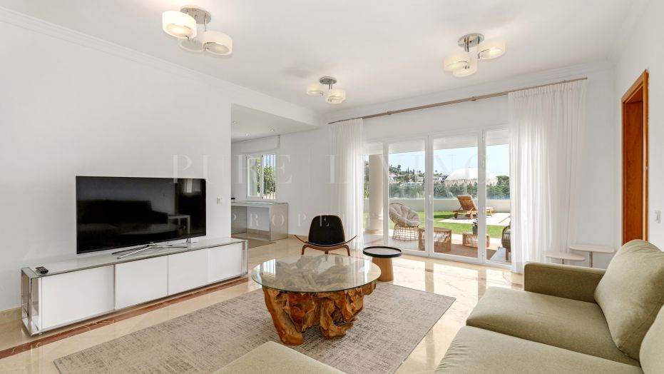 Luxe golfvilla met zeven slaapkamers in het prestigieuze Nueva Andalucia