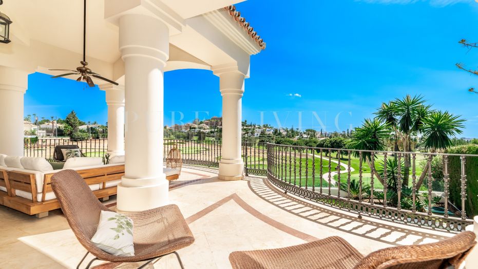 Luxe golfvilla met zeven slaapkamers in het prestigieuze Nueva Andalucia