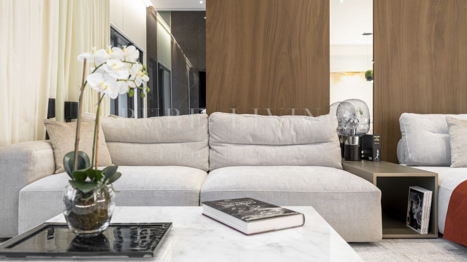 Een onlangs gerenoveerd herenhuis met vier slaapkamers in Coral Beach