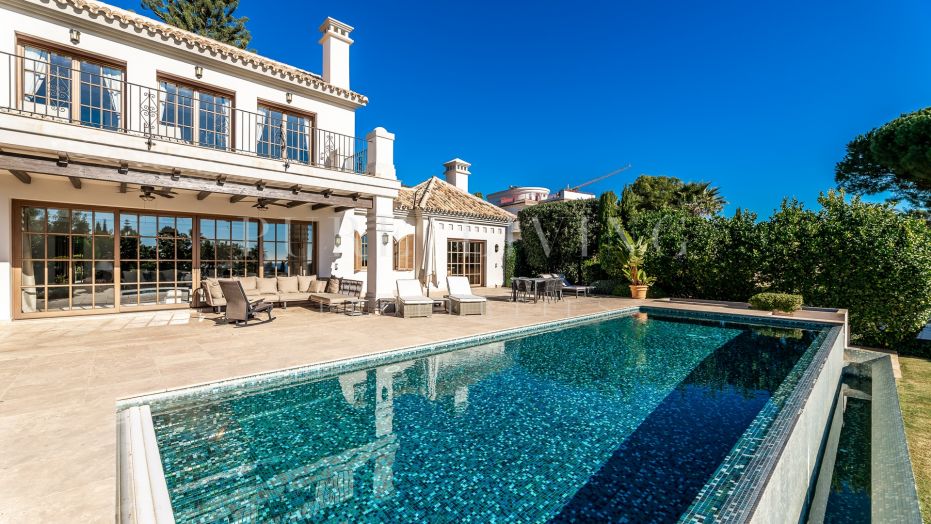 Spectacular villa with incredible sea views in La Carolina