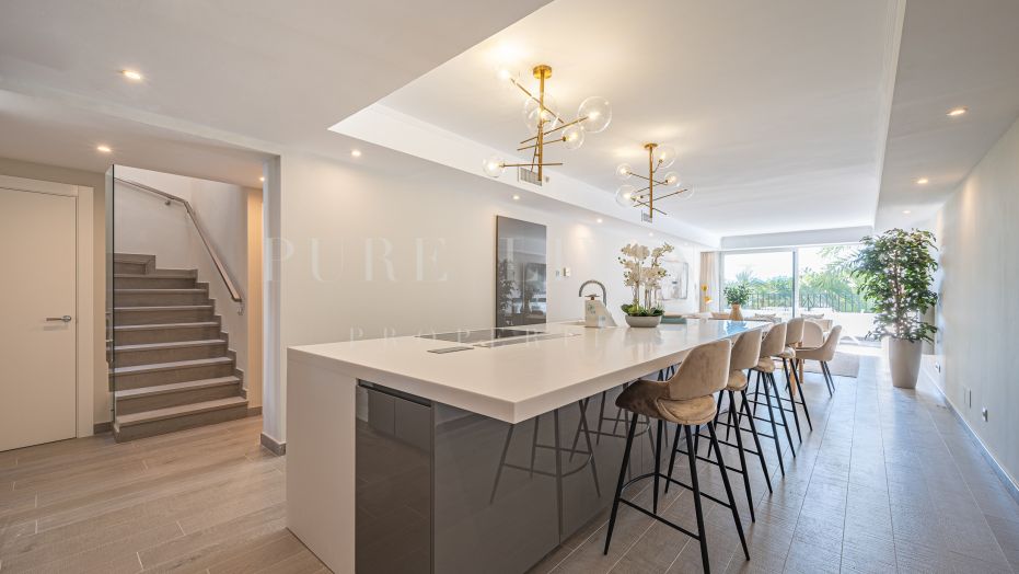 Duplex Penthouse voor korte termijn huur in Marina Puente Romano, Marbella Golden Mile