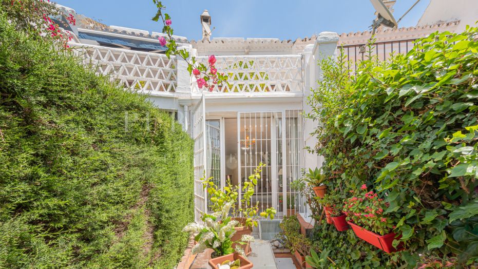 3 slaapkamer townhouse in Montepiedra met uitzicht op zee