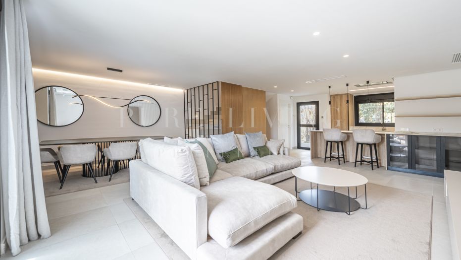 Nouvelle promotion de maisons de ville de luxe de quatre chambres à coucher à Nagueles