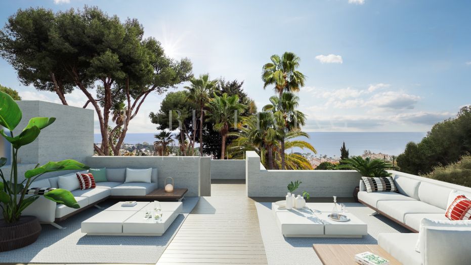 Espectacular villa de cinco dormitorios en venta con magníficas vistas en La Carolina, Milla de Oro de Marbella