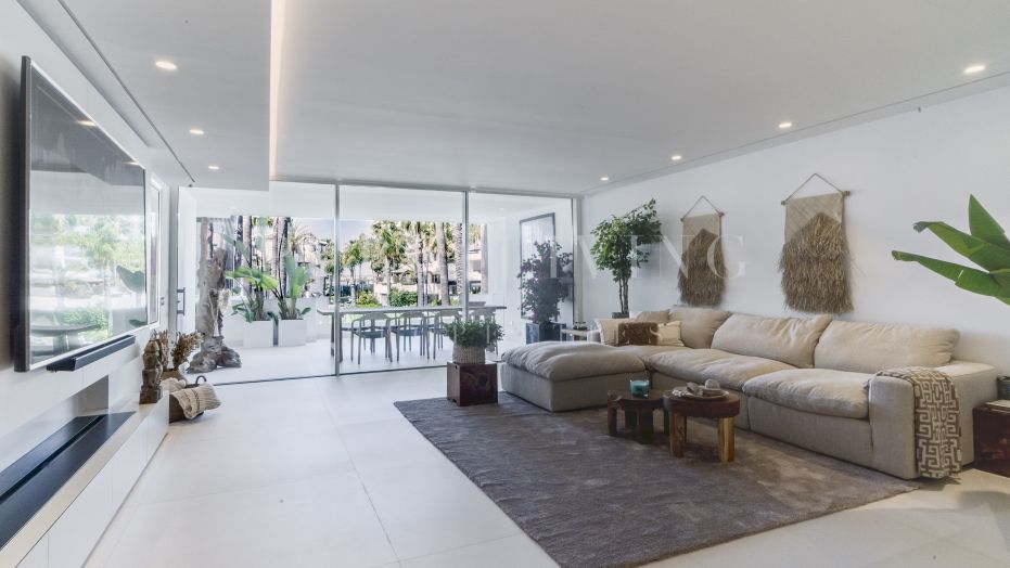 Apartamento a la venta en Marina Puente Romano, Marbella Golden Mile