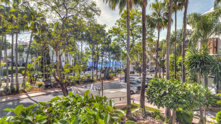 Apartamento a la venta en Marina Puente Romano, Marbella Golden Mile