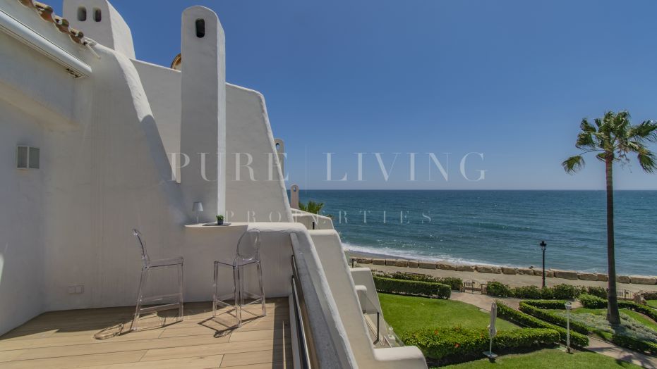 STUNNING FIRST-LINE BEACH HOUSE ON THE GOLDEN MILE WITH SEA VIEWS