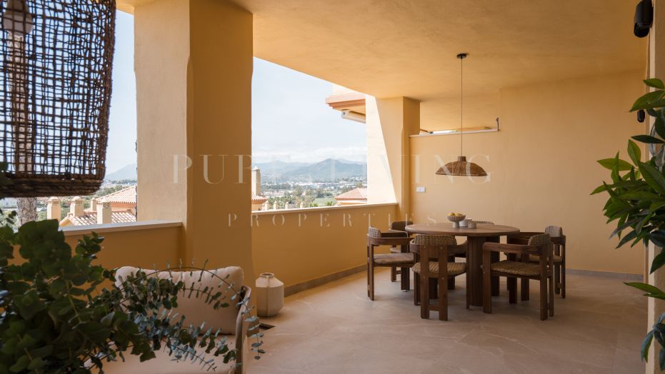 Appartement avec vue mer imprenable à Cumbres del Rodeo, Nueva Andalucia.