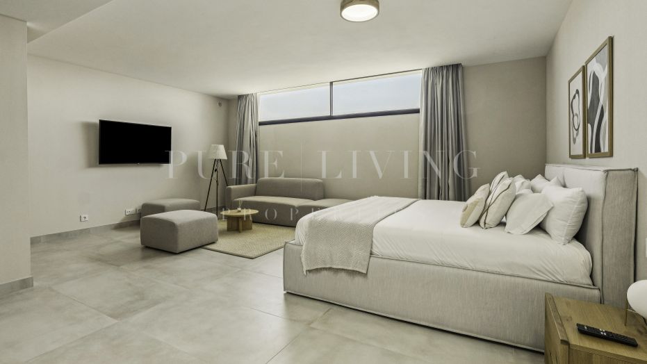Contemporary Luxury Villa in Be Lagom