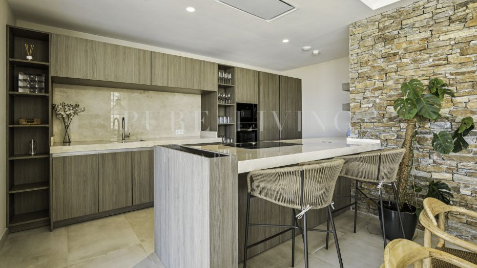 Contemporary Luxury Villa in Be Lagom