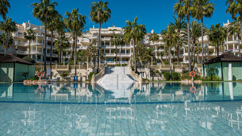 Las Dunas Park 505 – Elegancia en Primera Línea de Playa en Estepona Este