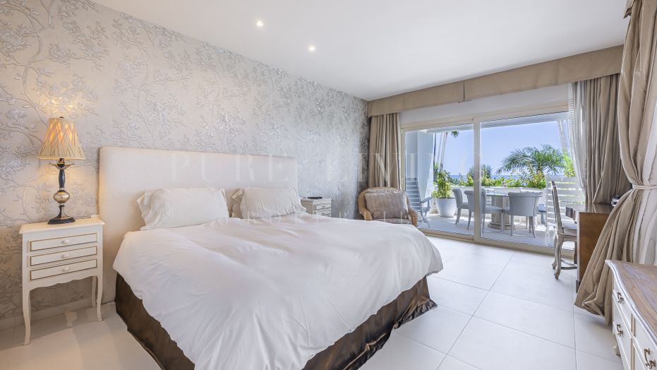 Élégante résidence de 3 chambres avec vue sur la mer et grande terrasse