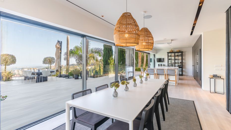 Villa Aman – Excepcional Villa Contemporánea Rodeada de Naturaleza en La Mairena