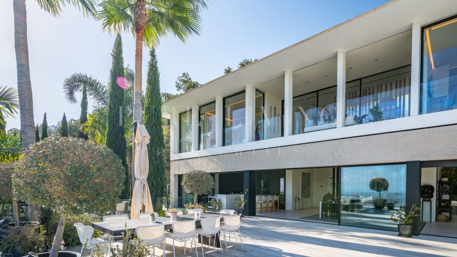 Villa Aman – Excepcional Villa Contemporánea Rodeada de Naturaleza en La Mairena