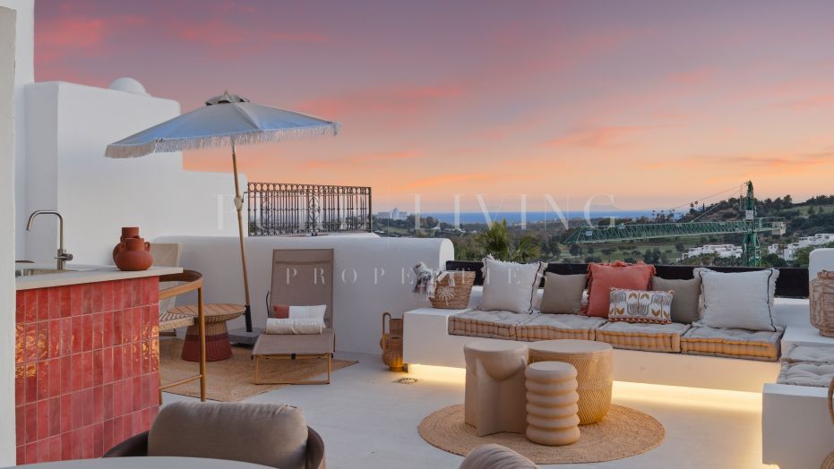 Luxury Benahavís Duplex Penthouse with Panoramic Sea, Golf & Mountain Views