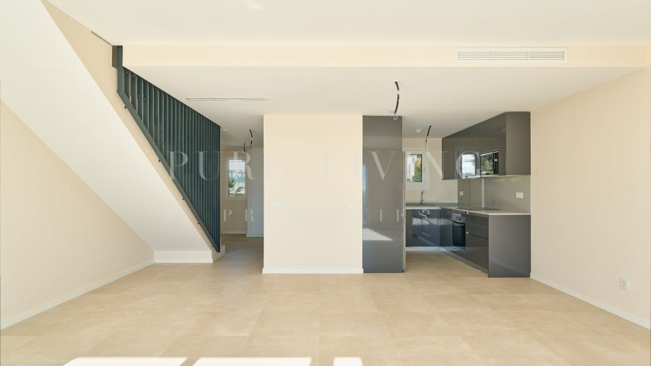 Maison mitoyenne moderne de 3 chambres avec jardin et solarium à La Cala de Mijas