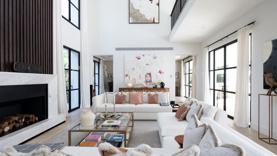 Villa for sale in Cascada de Camojan, Marbella Golden Mile