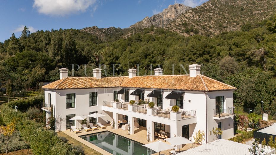Villa for sale in Cascada de Camojan, Marbella Golden Mile
