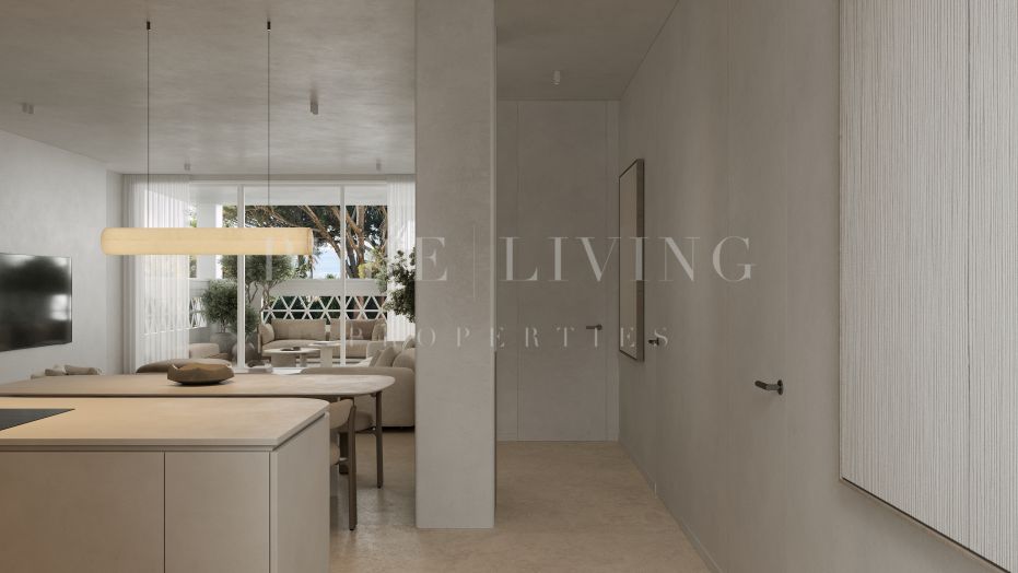 Spacious 3-Bedroom Apartment with Sea Views in Playas del Duque, Puerto Banús