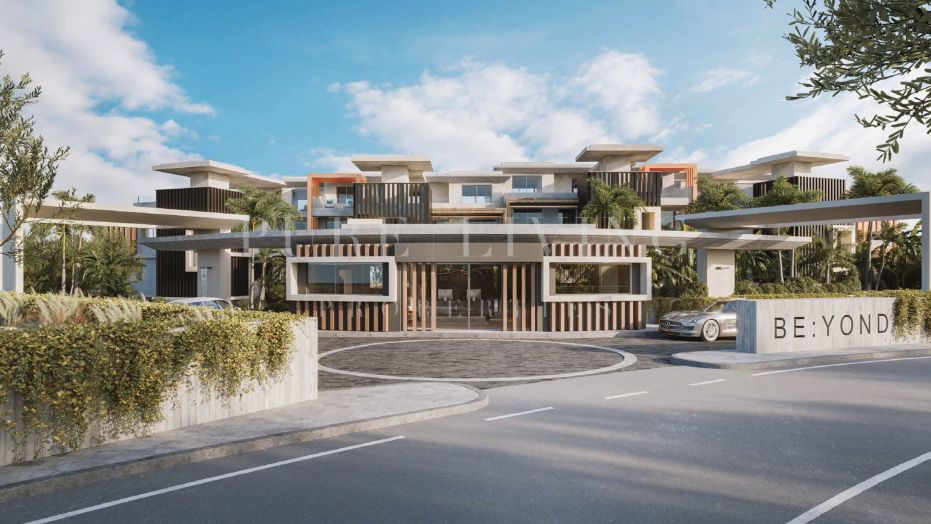 Schitterend duplex penthouse met 4 slaapkamers en panoramisch uitzicht op zee gelegen in een exclusieve resort-gemeenschap in Benahavis.