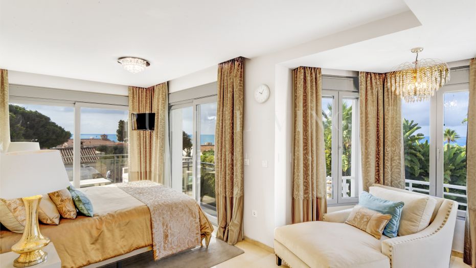 Villa de luxe en bord de mer à Marbella Est