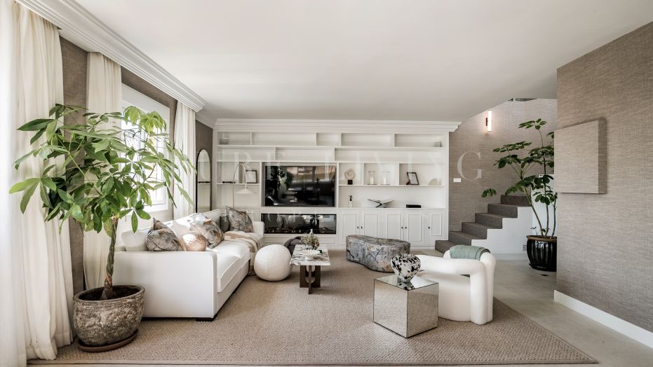 Vijf slaapkamer duplex penthouse aan Marbella's Golden Mile