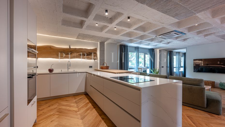 Nieuw luxe loft met eigentijds ontwerp in het hart van Marbella.