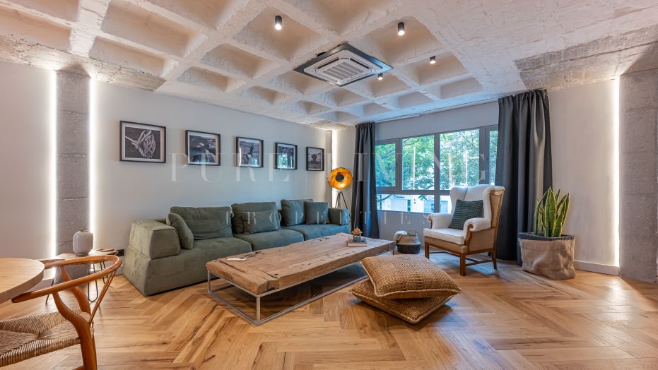 Spectaculaire loft de luxe neuf au design contemporain au cœur de Marbella.