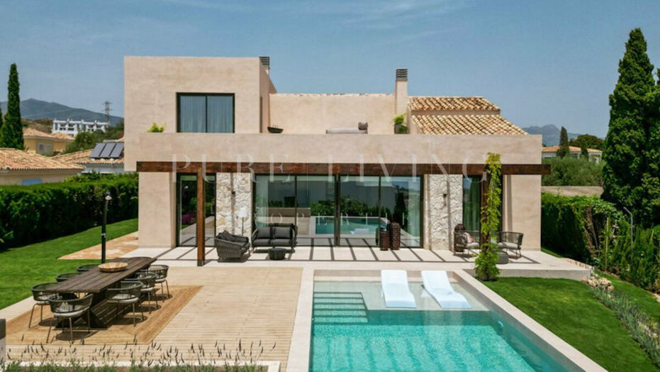 Villa moderna mediterránea con impresionantes vistas al mar en Paraiso Alto