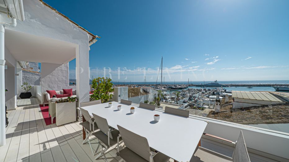 Luxe penthouse aan het strand in Puerto Banús