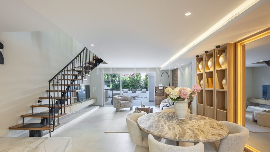 Prachtig herenhuis met 3 slaapkamers vlakbij het strand gelegen in het prestigieuze Arco Iris