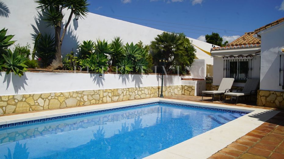 Villa in El Chaparal with short walking distance to beach