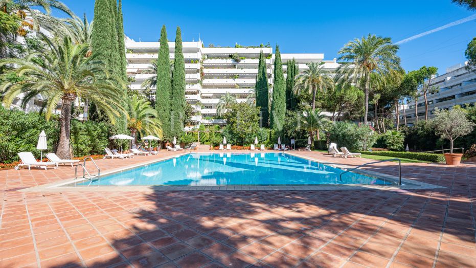 Appartement 3 chambres en bord de mer à vendre à Don Gonzalo, Mille d'Or, Marbella