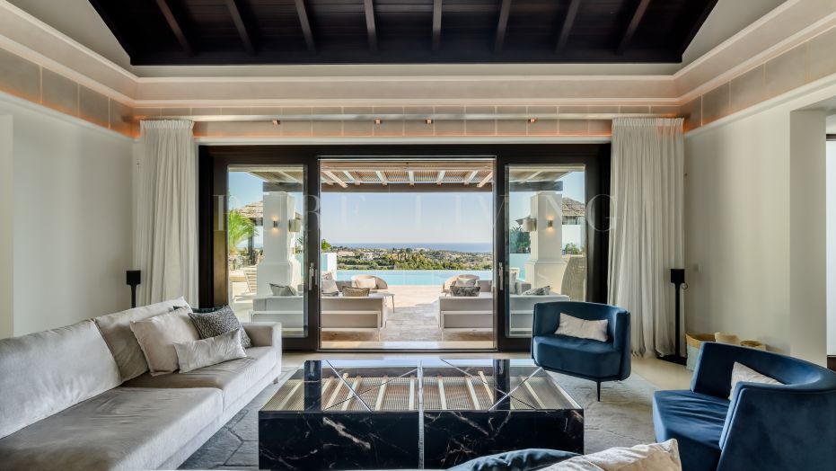 Spectaculaire luxe villa met adembenemend panoramisch uitzicht op zee, gelegen in Los Flamingos