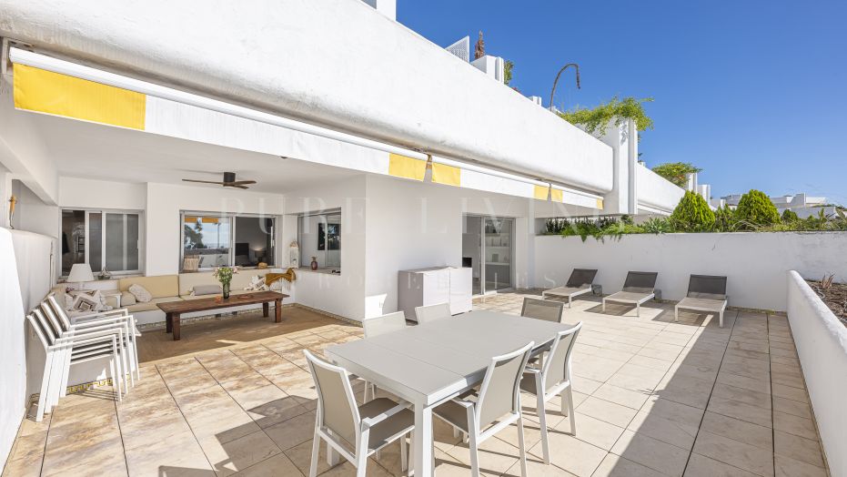 Impresionante apartamento de 3 dormitorios en Parque del Sol, Guadalmina Baja