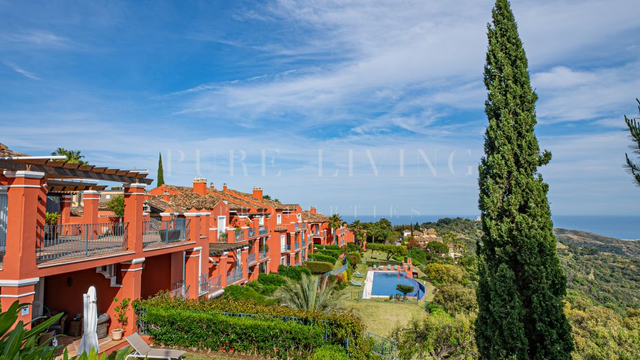 Luxe appartement met 2 slaapkamers en panoramisch uitzicht op zee