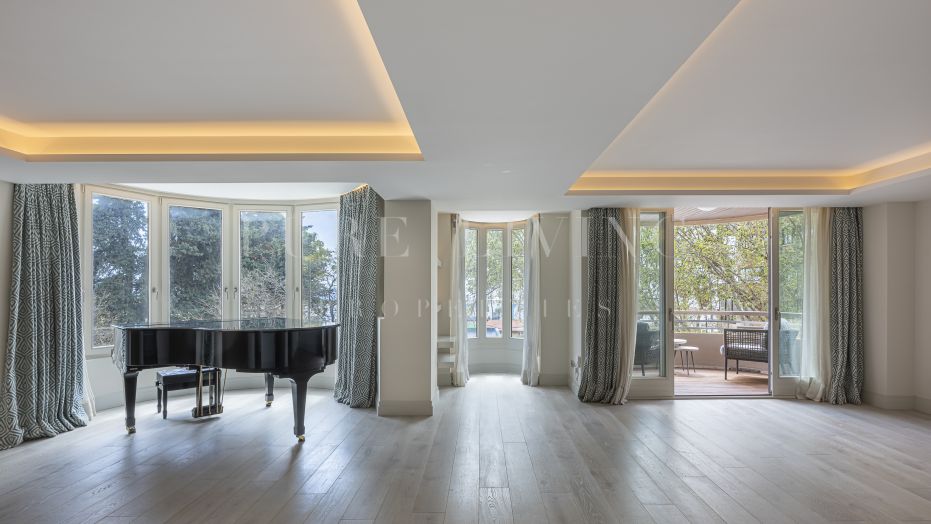 Appartement de luxe exclusif avec vue sur la mer à quelques pas de la plage