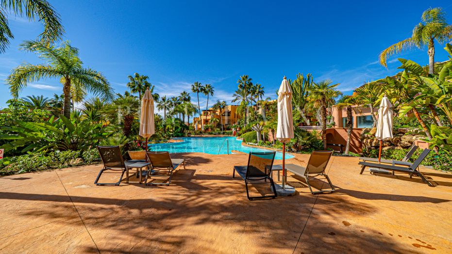 Luxury furnished apartment in Mansion club for rent