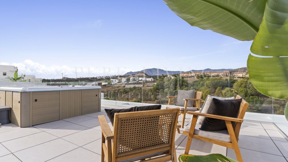 Villa contemporaine orientée ouest à La Resina Golf