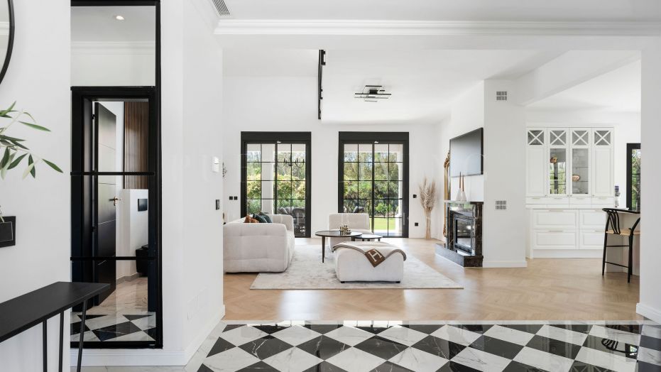 Villa rénovée de style scandinave à Monte Biarritz.