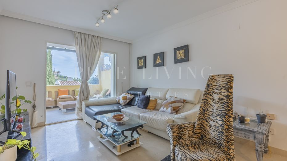 Prachtig appartement met spectaculair panoramisch uitzicht in La Quinta Golf, Benahavís