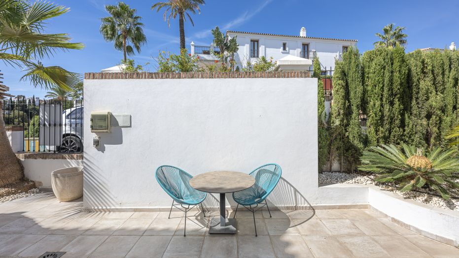 Descubra su villa de estilo andaluz en La Resina Golf