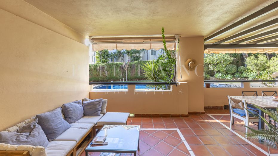 Appartement met twee slaapkamers in een exclusieve gemeenschap in el Virrey de Nagueles.