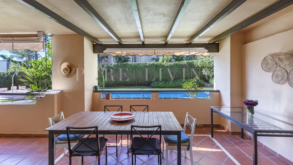 Appartement met twee slaapkamers in een exclusieve gemeenschap in el Virrey de Nagueles.