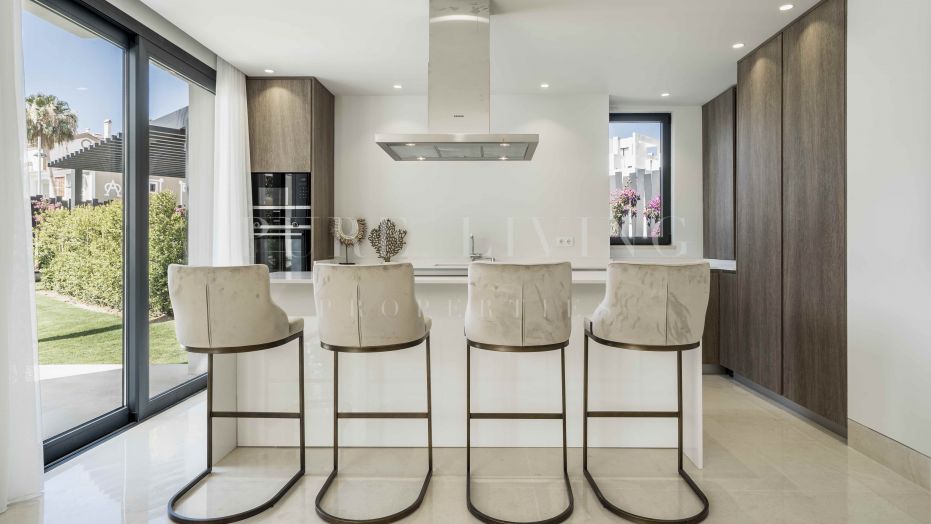 Une luxueuse villa moderne à El Campanario Golf.