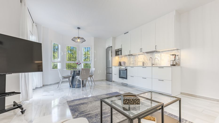 Duplex penthouse met 3 slaapkamers te huur in Los Naranjos de Marbella