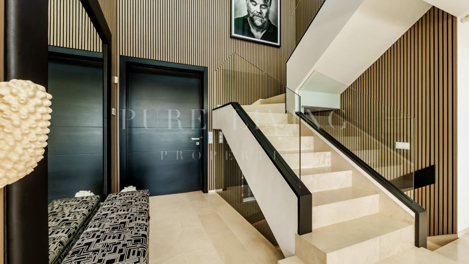 Modern Luxury Villa in Nueva Andalucía