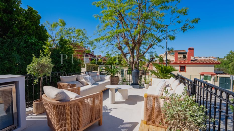 The outstanding property with 5 bedrooms for sale near Puente Romano hotel